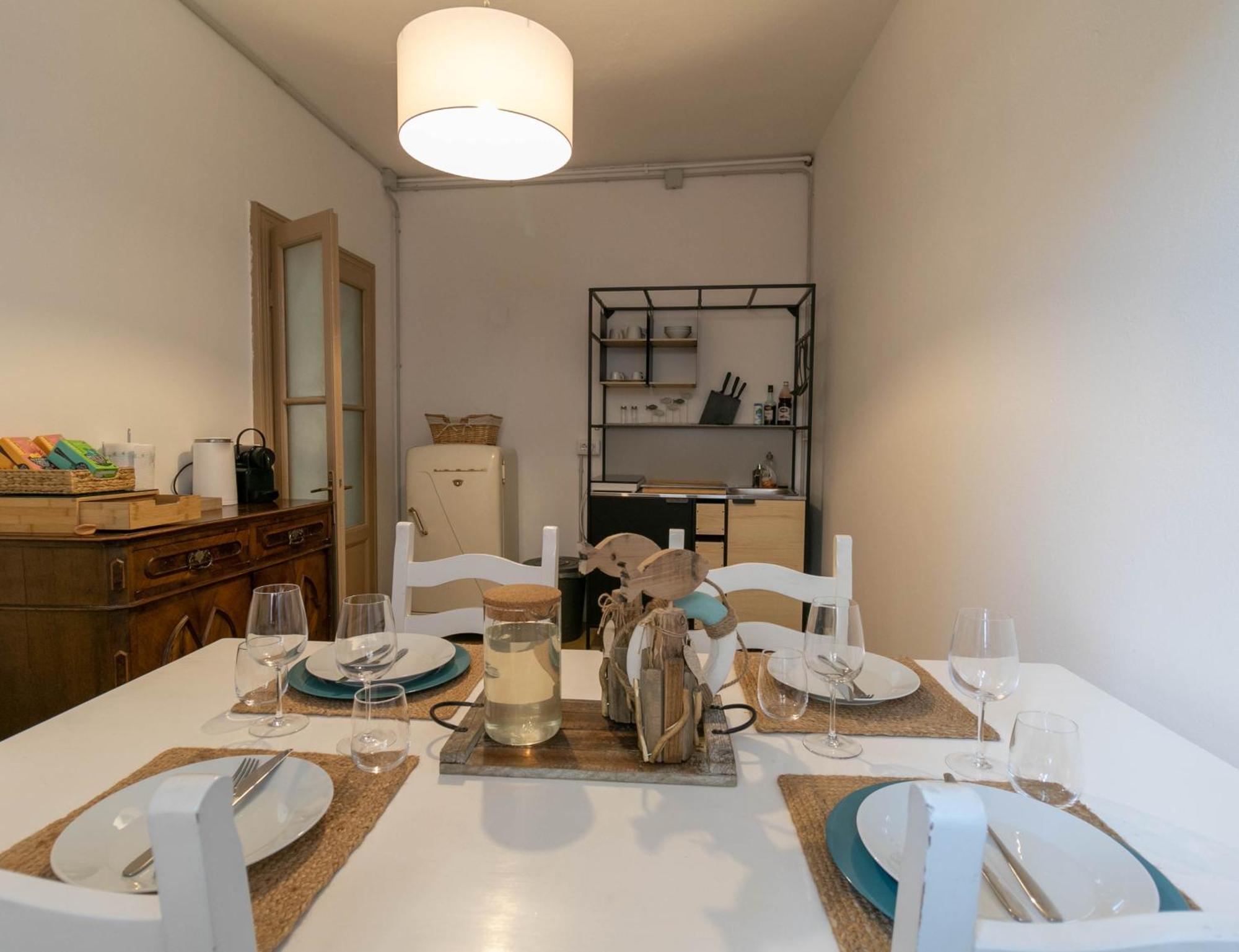 Welcomely - Casa Margherita วาเรนนา ภายนอก รูปภาพ